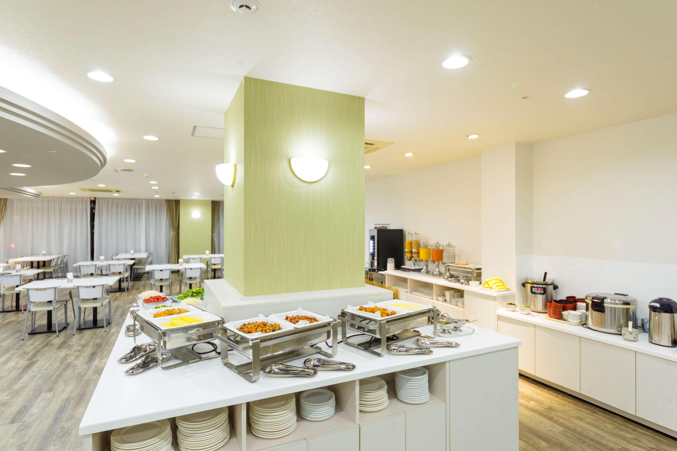 Surestay Plus Hotel By Best Western Shin-Osaka Exterior foto